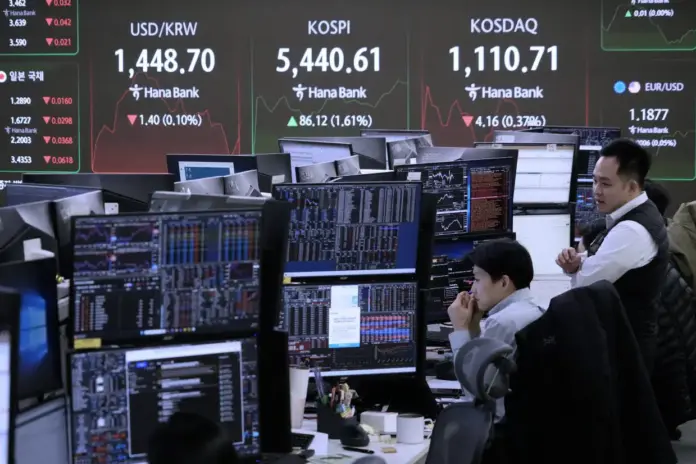 South Korea’s Stock Market Breaks 5,000 as AI Frenzy Lifts Shares