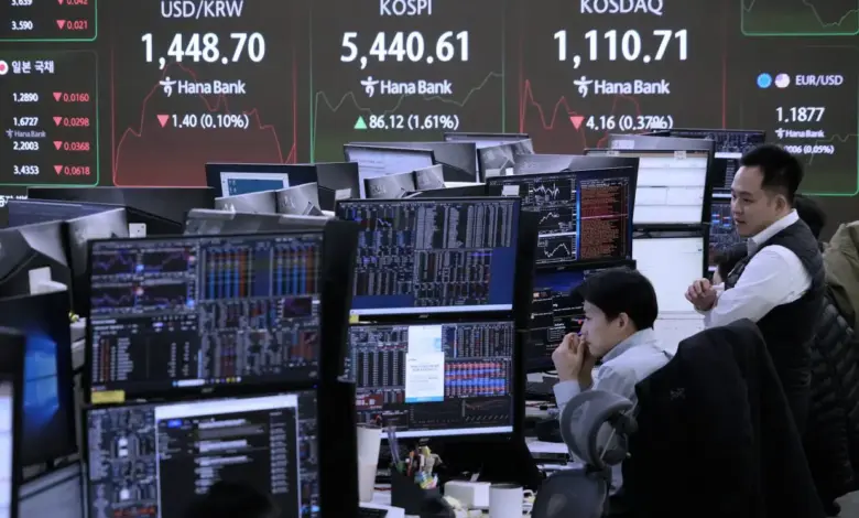 South Korea’s Stock Market Breaks 5,000 as AI Frenzy Lifts Shares